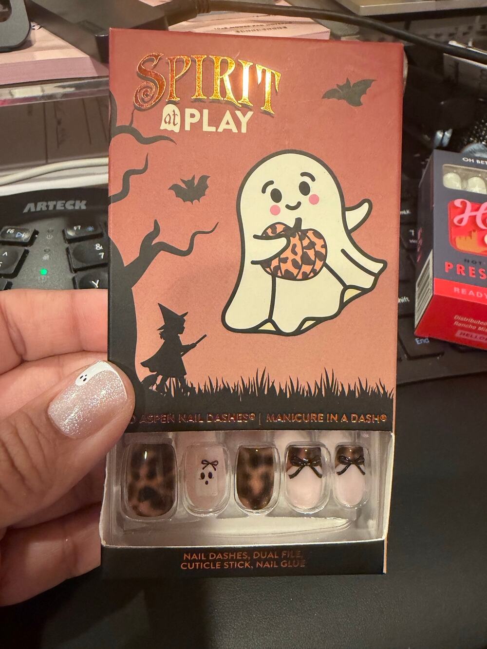 Red Aspen - Ghosts & Ghouls, Genesis - Halloween press in nails
